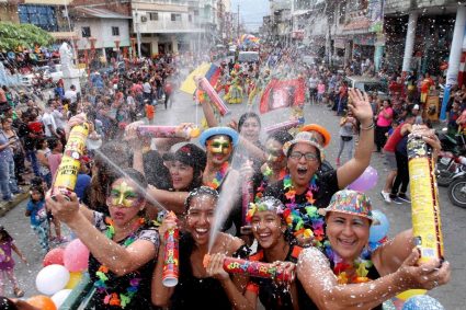 Carnaval de Ecuador registró un gasto turístico de casi $/67 millones
