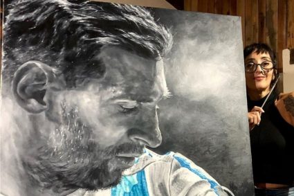 Pintó cuadro de Lionel Messi, se volvió viral y ahora fue invitada a Qatar