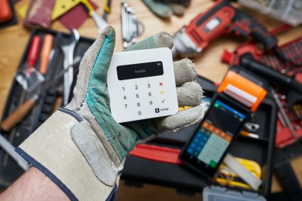 Cómo emprender y promover el crecimiento económico desde casa
