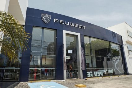Peugeot inaugura su nueva «Blue Box» en Lima