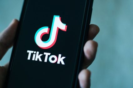 TikTok ya es el buscador de la generación Z: ¿Cómo las marcas pueden aprovecharlo?