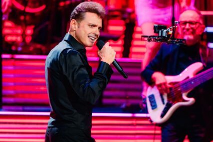 Luis Miguel pospone conciertos en Acapulco tras el huracán Otis