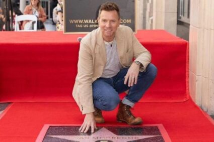 Ewan McGregor devela su estrella en el Paseo de la Fama de Hollywood