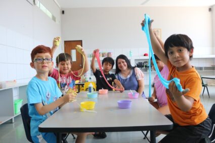 Más juego, menos pantallas: ideas prácticas para aprovechar el tiempo libre en casa