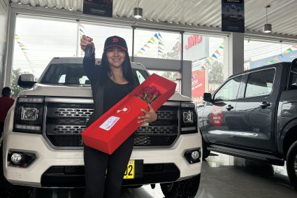 Fabiola Medina es presentada como nueva embajadora de JMC y participará en el Rally Caminos del Inca 2026