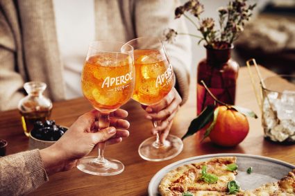 La mesa ideal: combinaciones fáciles para disfrutar entre amigos