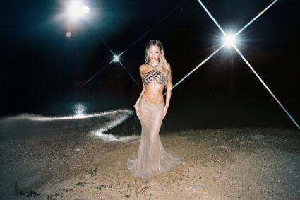 Tini Stoessel estrena “Down”, su nuevo sencillo electrónico previo a su nueva era Futttura
