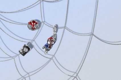 Spider-Man y Pandora unen fuerzas en una colección que celebra el legado del superhéroe